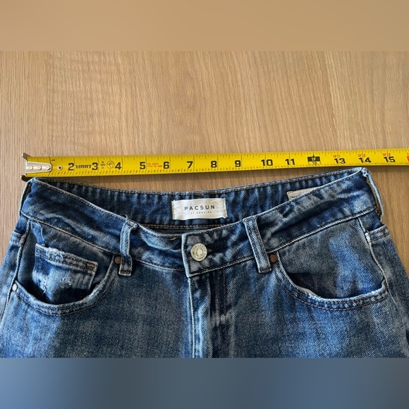 PacSun| Mom Jean in Distressed, Ripped Knee Style—Size 28••• - Picture 10 of 12